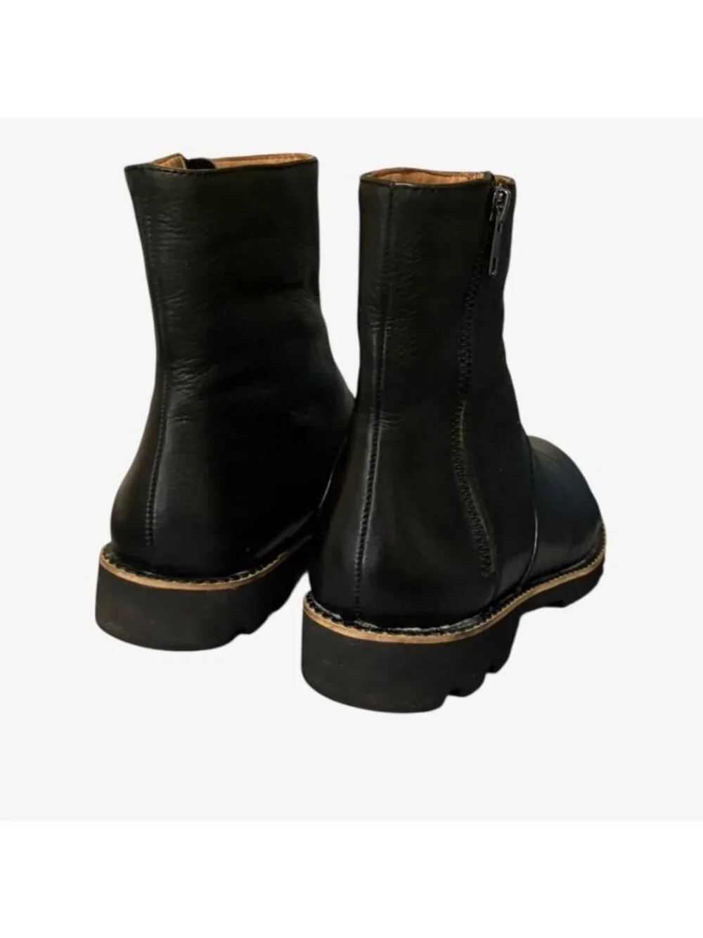 L'Amour Des Pieds Chelsea Boots 6.5 Black Leather Joose Ankle EUC Bootie Classic